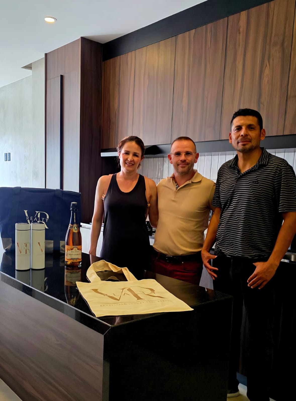 Puerto Vallarta condo delivery Rosa Morada Versalles client handover VR Realty