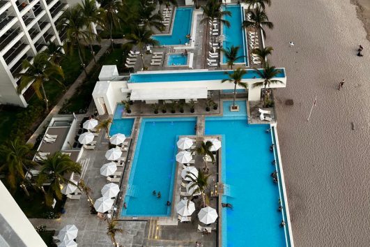 Beachfront presale condos in Puerto Vallarta with ocean views and luxury pools, ideal for Airbnb income and ROI in 2025